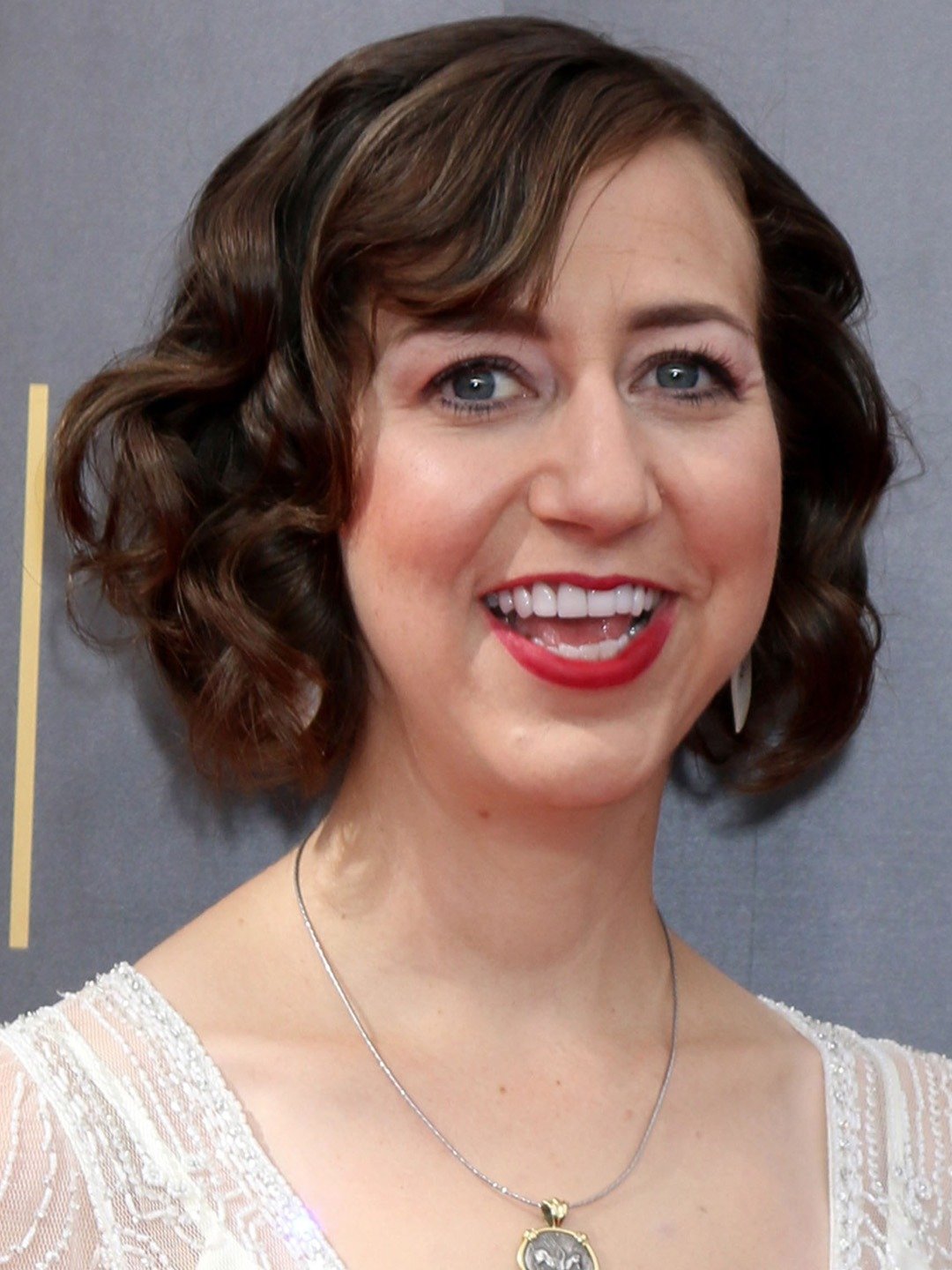 How tall is Kristen Schaal?